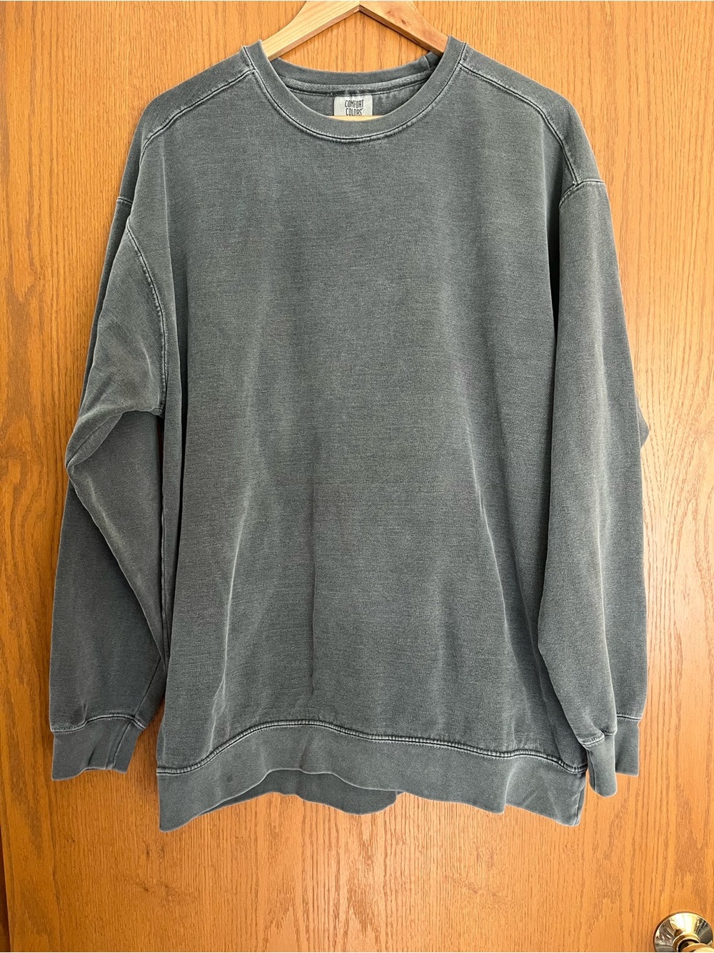 Comfort Colors Crewneck Sweatshirt in Distressed Gray "Pepper" Women’s Size XL